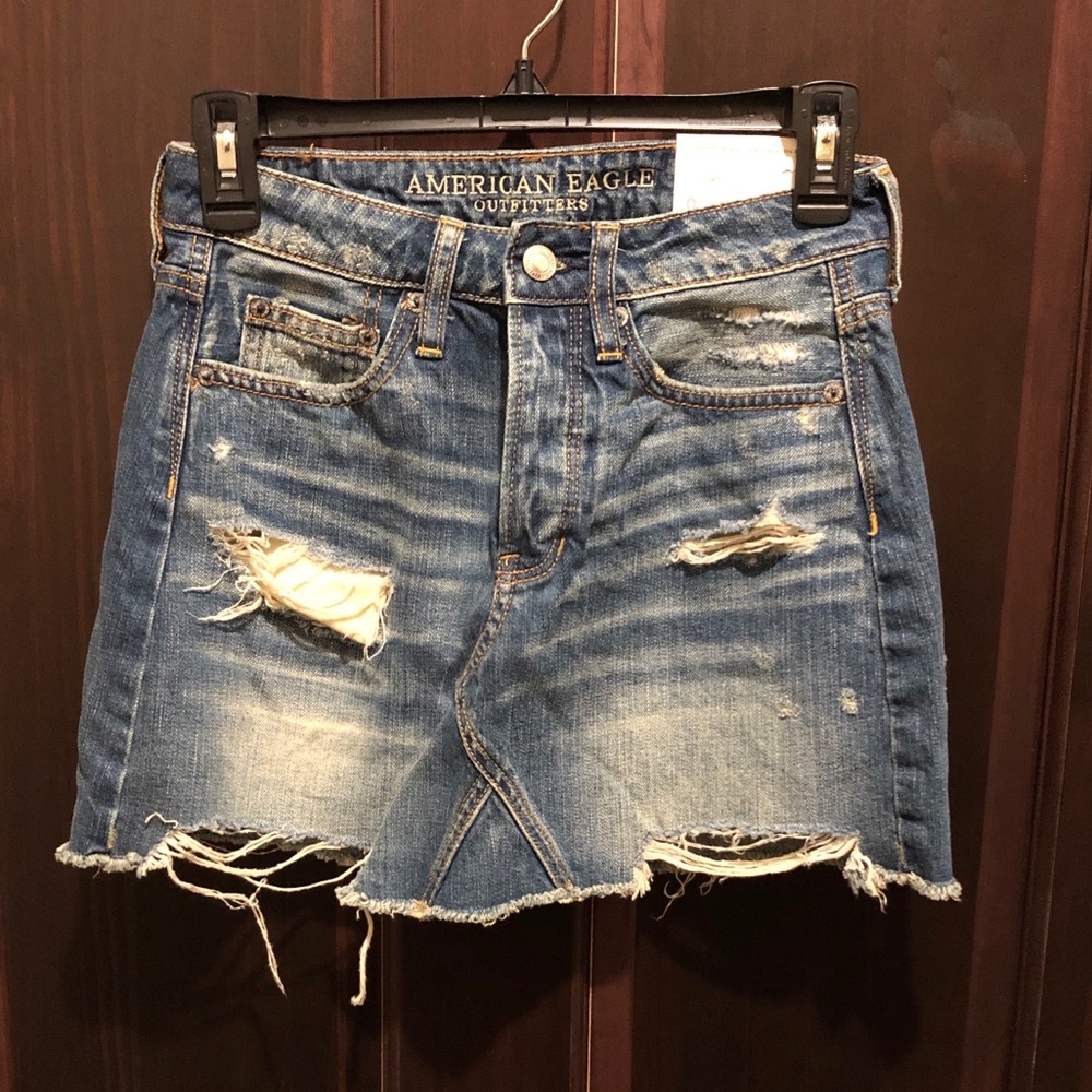 NWT American Eagle jean button-up skirt
